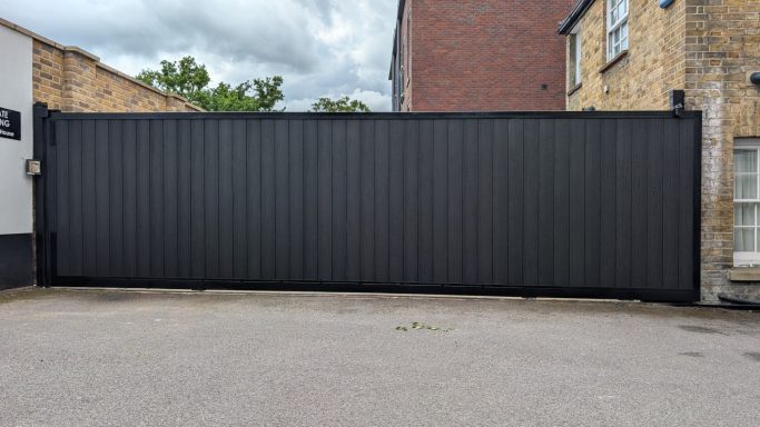 Composite gate